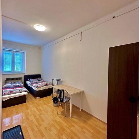 Bene Dormies Lägenhet Prag Exteriör bild